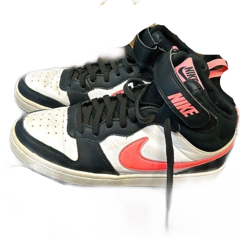 Youth 7 Nike high top sneakers tennis shoe designer athletic shoe youth 7 black